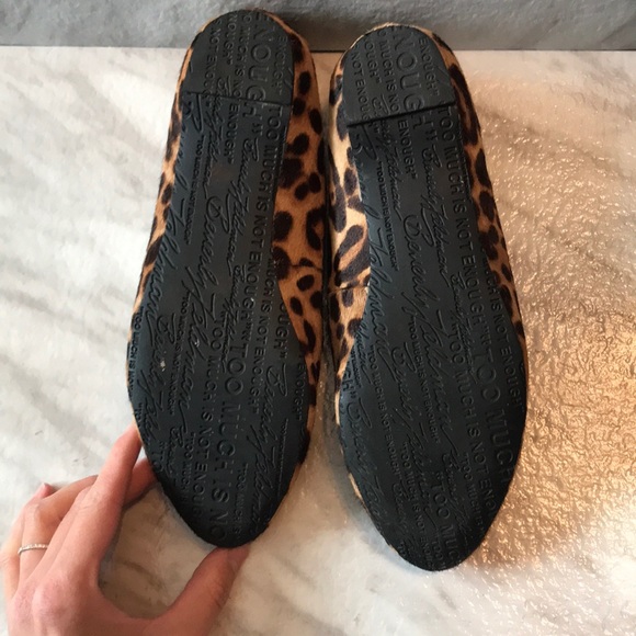 Beverly Feldman Leopard Flats - Picture 5 of 5
